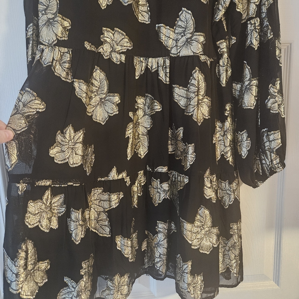 Tommy Bahama Shimmering Shores Longs Sleeve Tiered Dress: Black & Gold Metallic - Picture 8 of 14